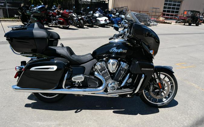 2025 INDIAN MOTORCYCLE ROADMASTER POWERPLUS LIMITED WITH 112 AND POWERBAND AUDIO PACKAGE