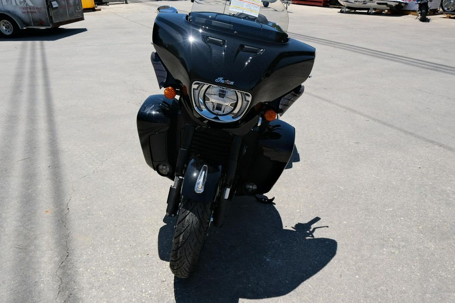 2025 INDIAN MOTORCYCLE ROADMASTER POWERPLUS LIMITED WITH 112 AND POWERBAND AUDIO PACKAGE