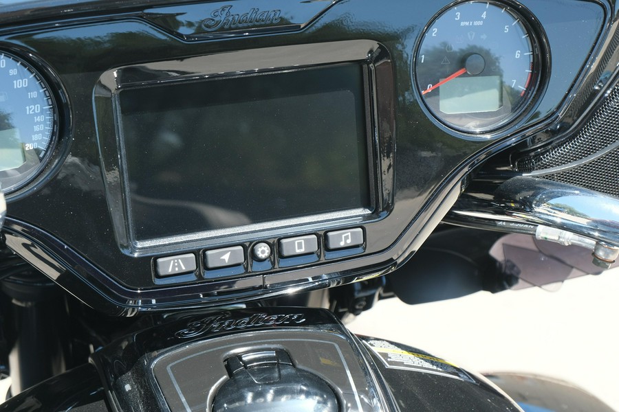 2025 INDIAN MOTORCYCLE ROADMASTER POWERPLUS LIMITED WITH 112 AND POWERBAND AUDIO PACKAGE