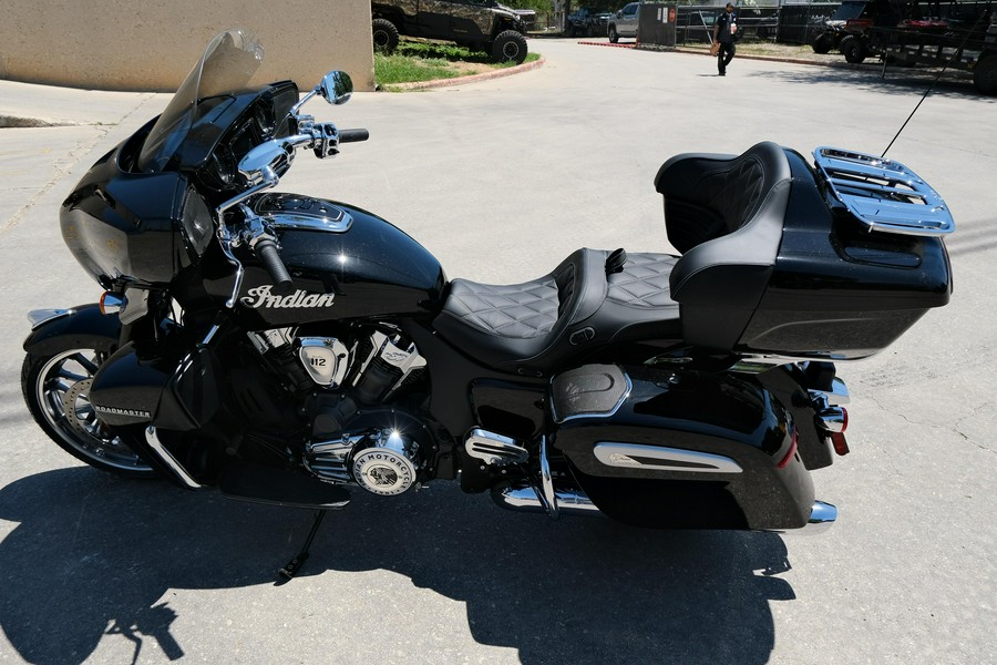 2025 INDIAN MOTORCYCLE ROADMASTER POWERPLUS LIMITED WITH 112 AND POWERBAND AUDIO PACKAGE