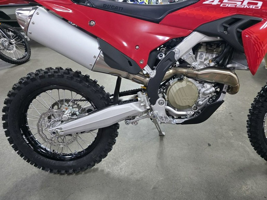2026 Ducati Desmo450 EDX