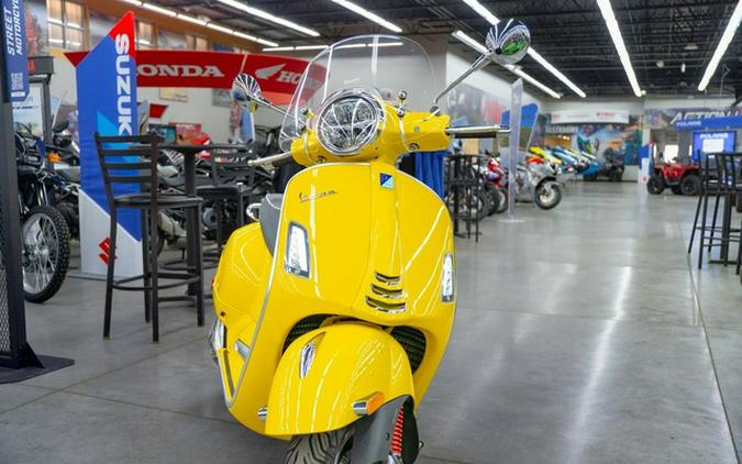 2022 Vespa GTS Super 300
