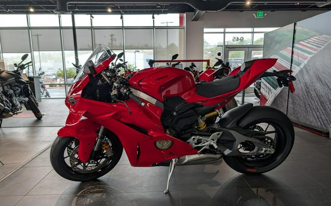 2026 Ducati Panigale V4 Ducati Red