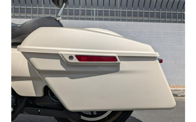 2023 Street Glide ST White Sand Pearl - Harley-Davidson®