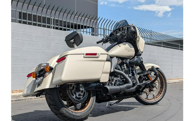 2023 Street Glide ST White Sand Pearl - Harley-Davidson®