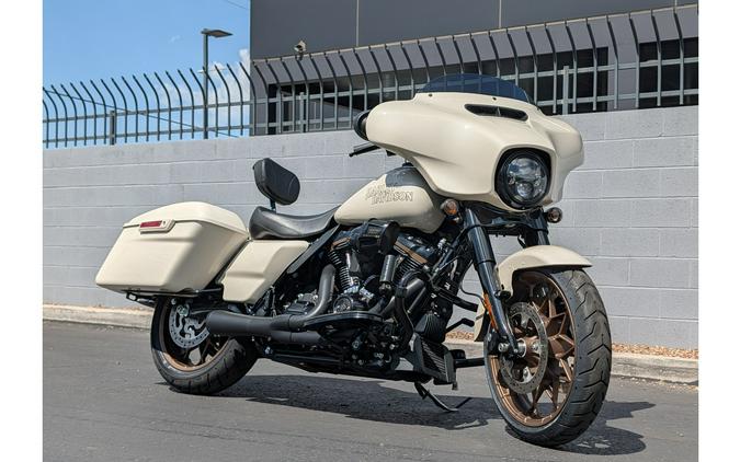 2023 Street Glide ST White Sand Pearl - Harley-Davidson®