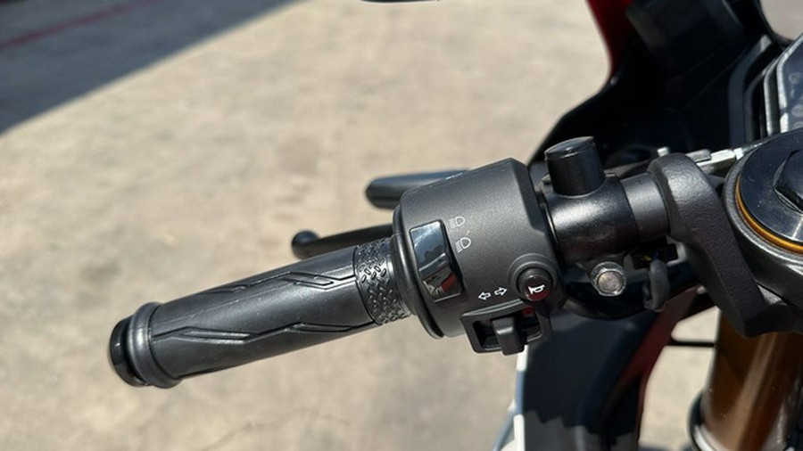 2026 Yamaha YZF-R3 70th Anniversary Edition R3