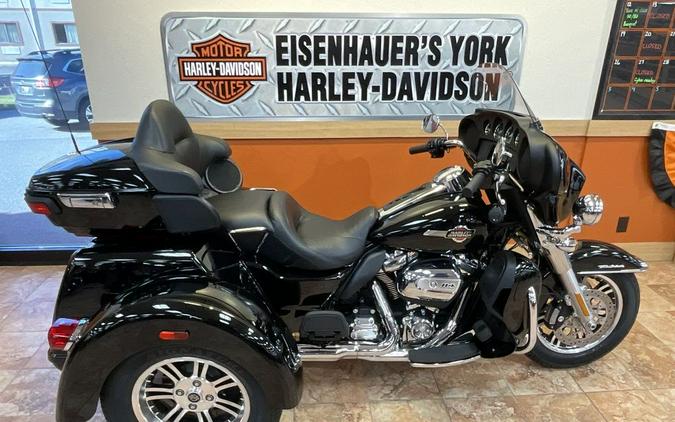 2022 Harley-Davidson® FLHTCUTG - Tri Glide® Ultra