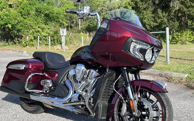 2022 Indian Motorcycle® Challenger® Limited Maroon Metallic