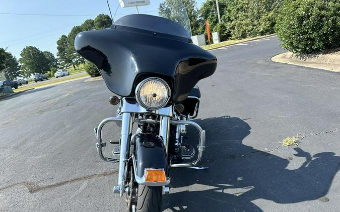 2011 Harley-Davidson® FLHTC - Electra Glide® Classic