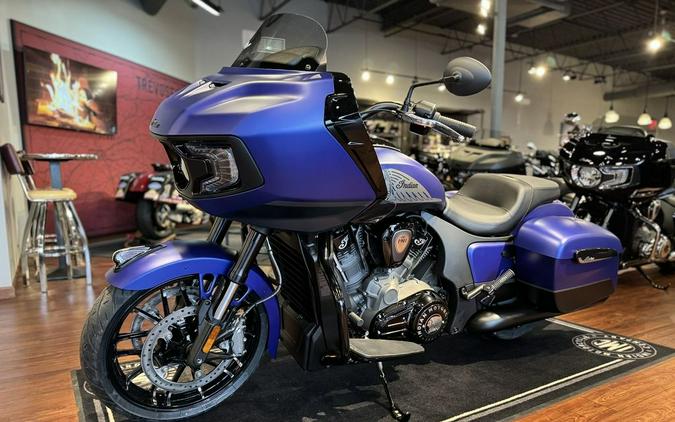 2024 Indian Motorcycle® Challenger® Dark Horse® Spirit Blue Smoke