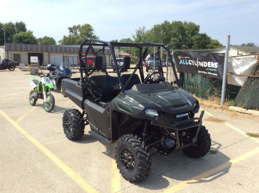 2025 Honda Pioneer 700 Deluxe