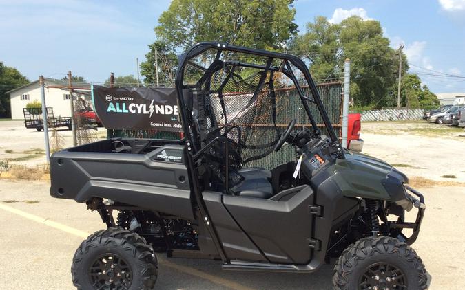 2025 Honda Pioneer 700 Deluxe