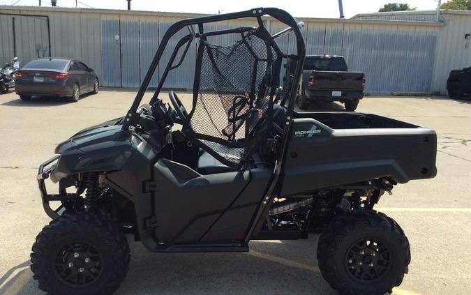 2025 Honda Pioneer 700 Deluxe