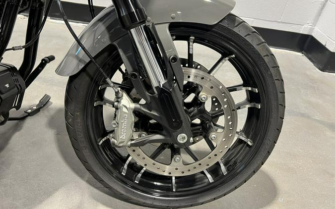 2023 Indian Motorcycle Sport Chief® Dark Horse Stealth Gray