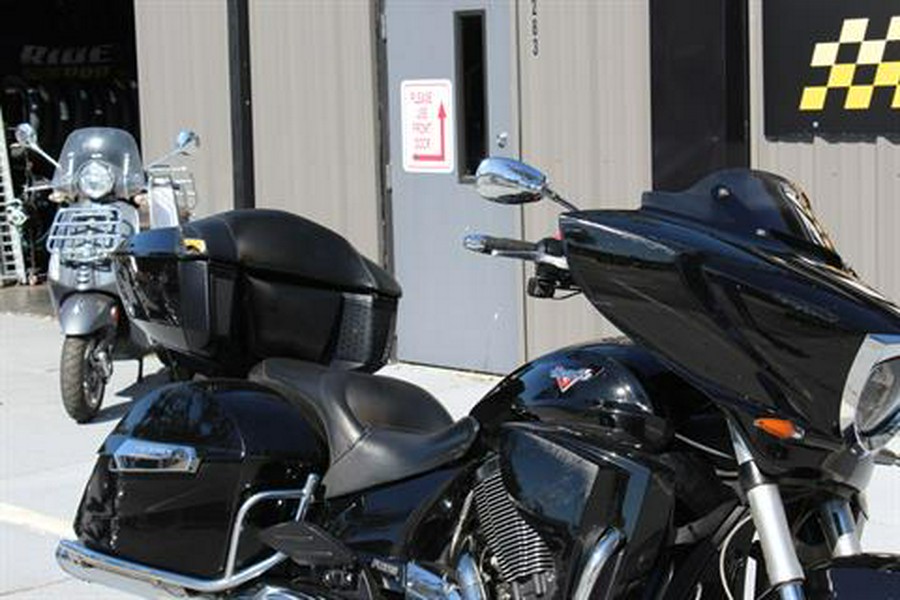 2013 Victory Cross Country Tour®