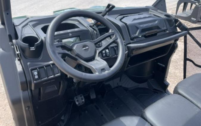 2025 Can-Am Defender DPS HD9