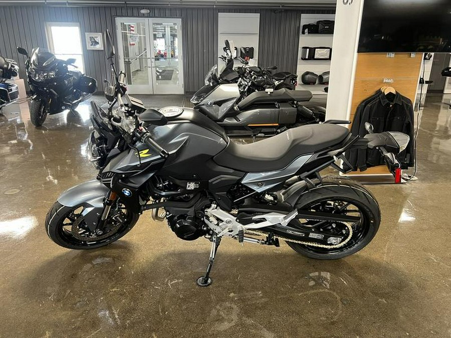 2023 BMW F 900 R Exclusive