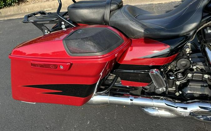 2017 Harley-Davidson® FLHXSE - CVO™ Street Glide®