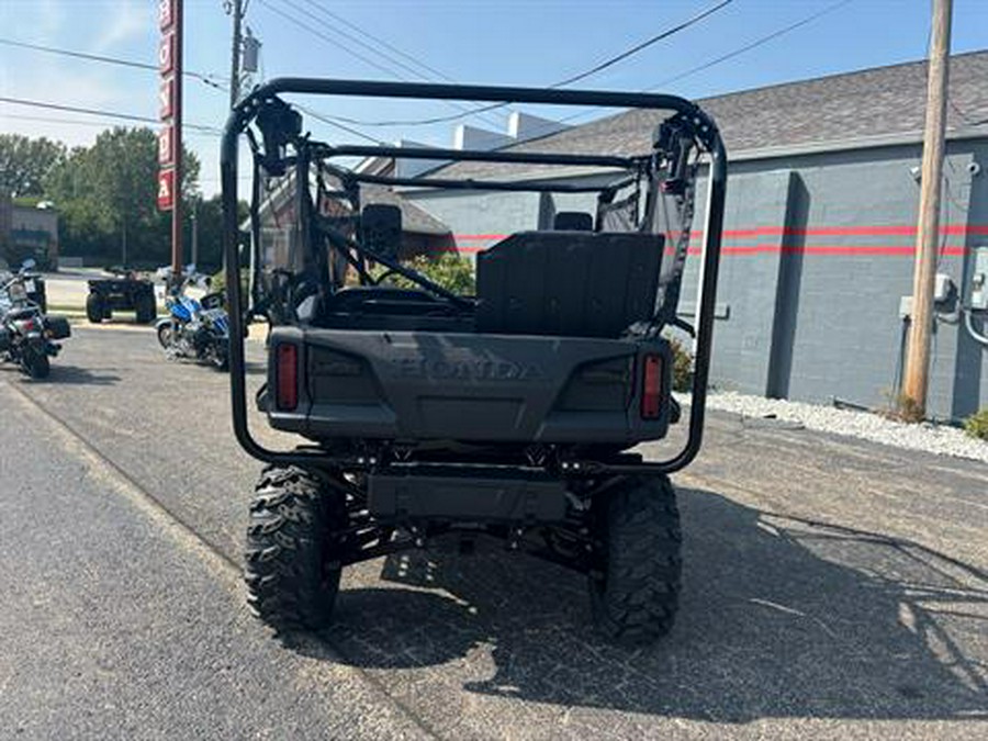 2024 Honda Pioneer 1000-5 Deluxe