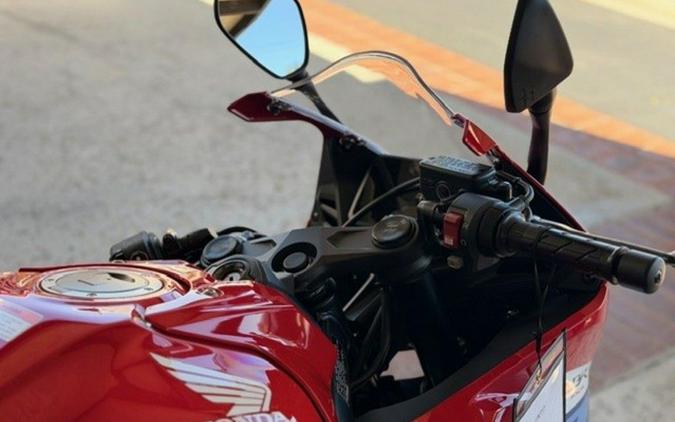 2026 Honda CBR650R E-Clutch