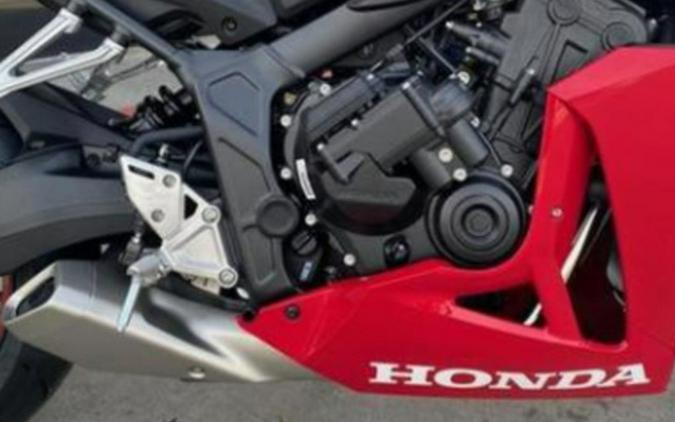 2026 Honda CBR650R E-Clutch