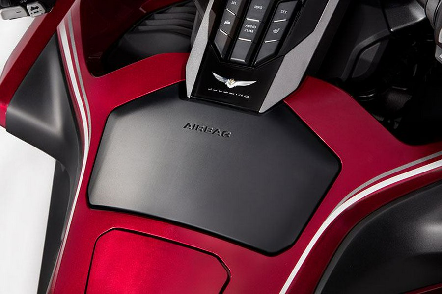 2018 Honda Gold Wing® Tour Airbag DCT