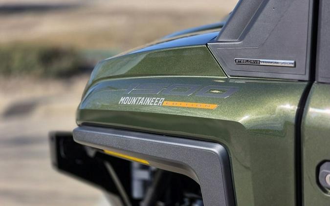 2026 Polaris Ranger Crew XD 1500 Northstar Mountaineer Edition