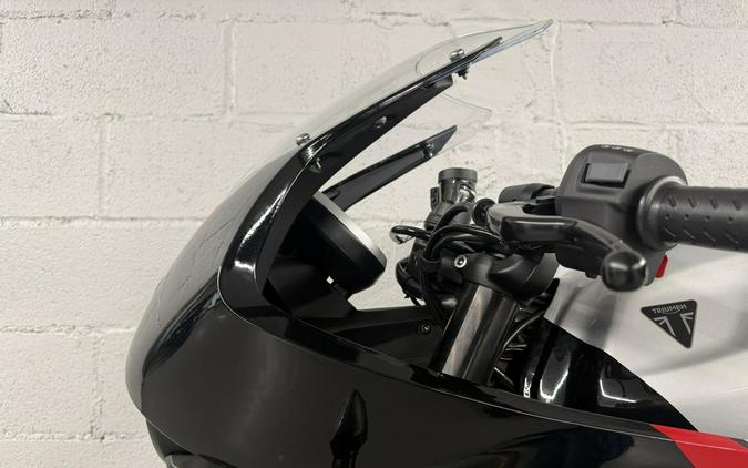 2026 Triumph Thruxton 400