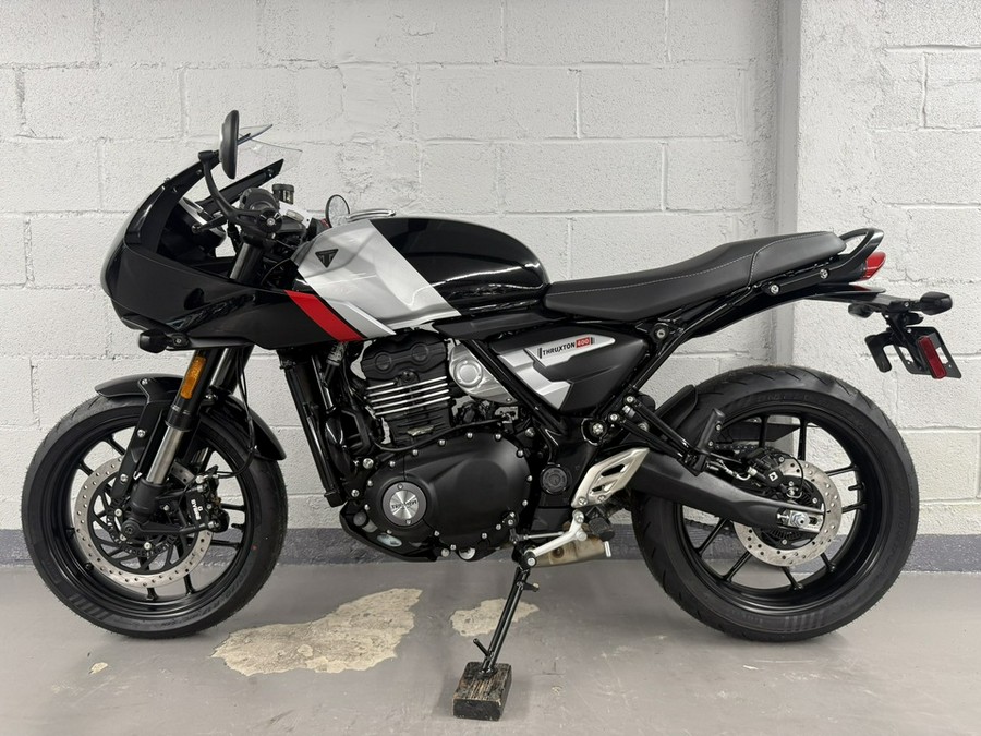 2026 Triumph Thruxton 400