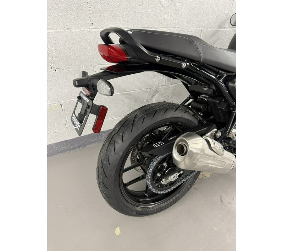 2026 Triumph Thruxton 400
