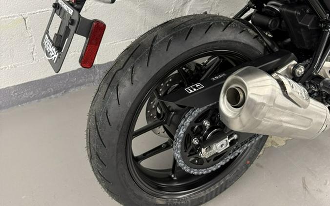 2026 Triumph Thruxton 400