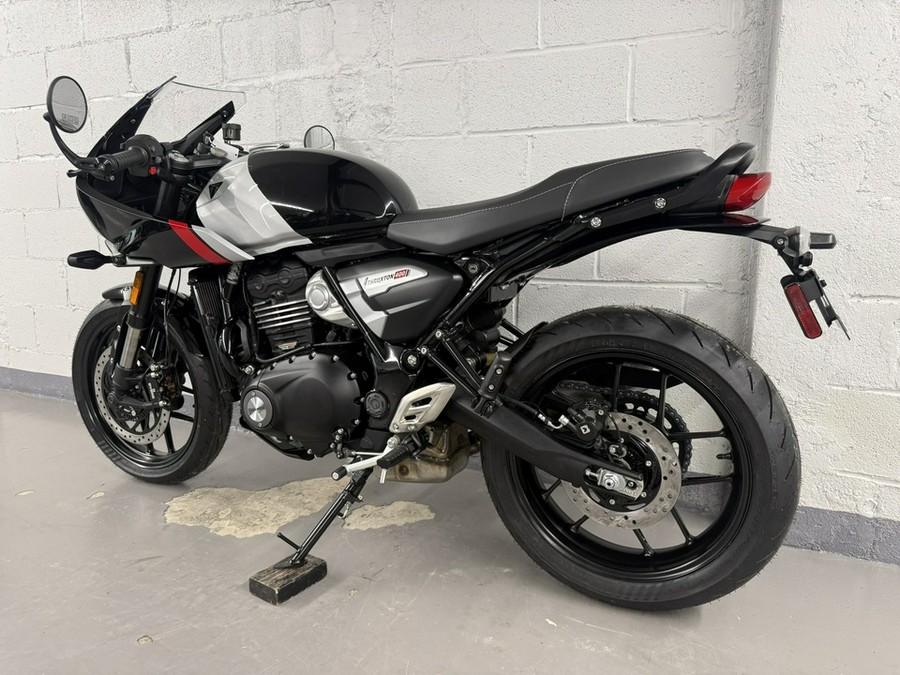 2026 Triumph Thruxton 400