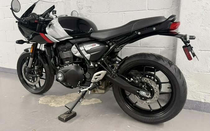 2026 Triumph Thruxton 400