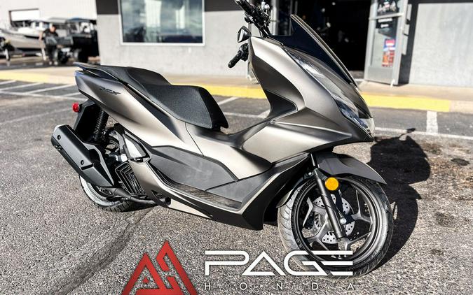 2023 Honda® PCX