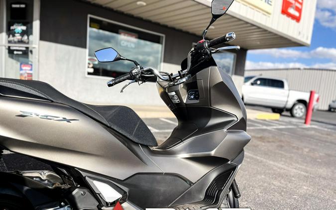 2023 Honda® PCX