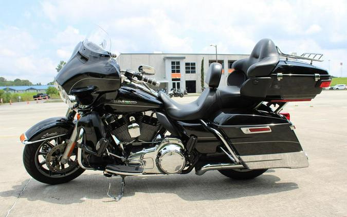 2015 Harley-Davidson® FLHTKL - Ultra Limited Low