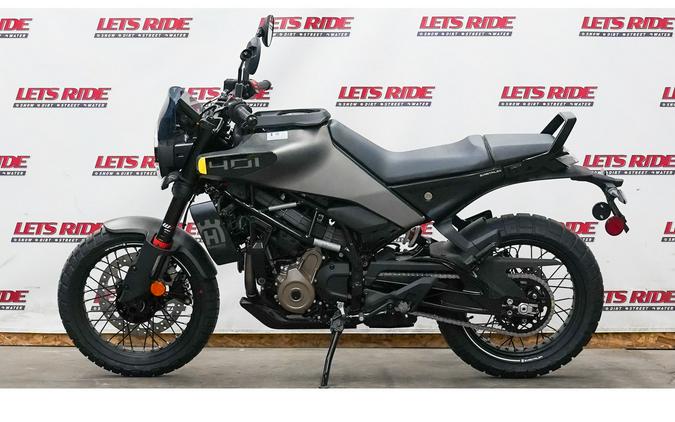 2024 Husqvarna Motorcycles SVARTPILEN 401