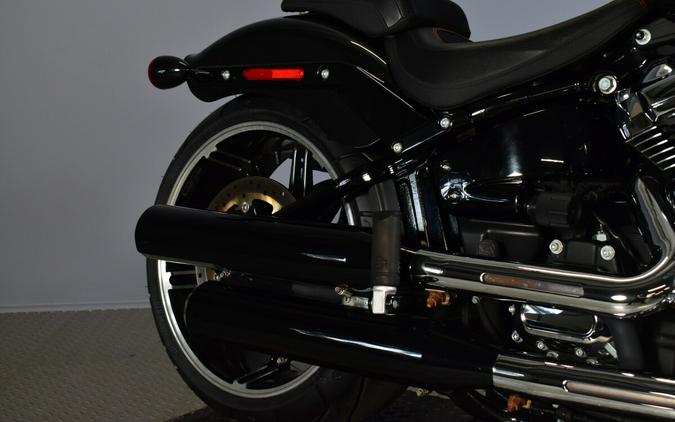 2018 Harley-Davidson Breakout