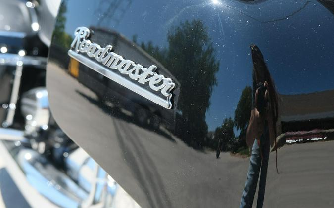 2025 INDIAN MOTORCYCLE ROADMASTER WITH POWERBAND AUDIO PACKAGE