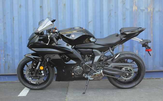 2025 Yamaha YZF R7