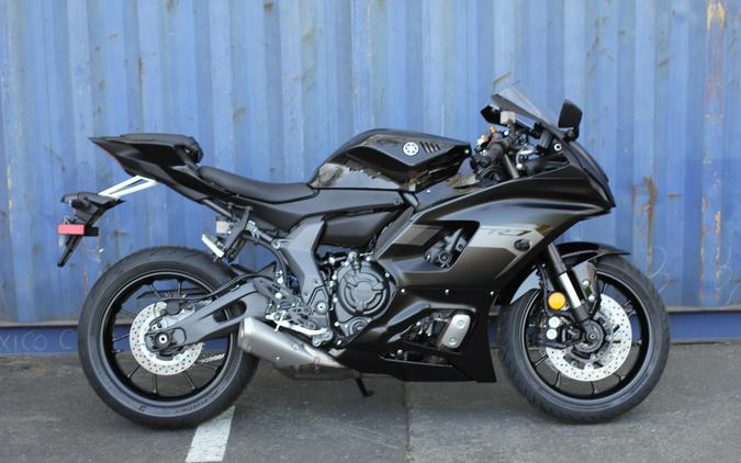 2025 Yamaha YZF R7