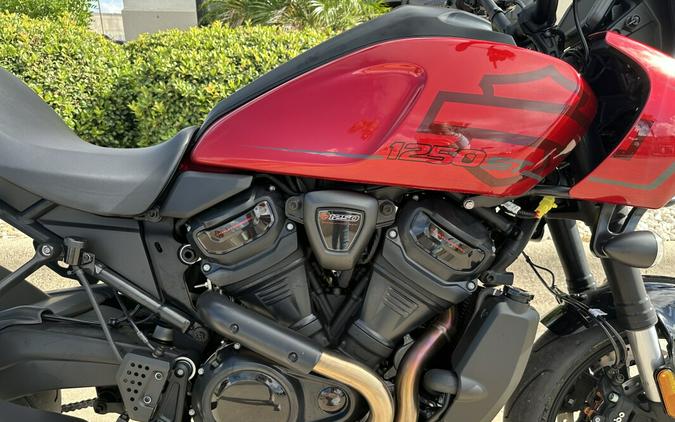 2025 Harley-Davidson Pan America 1250 ST Brilliant Red