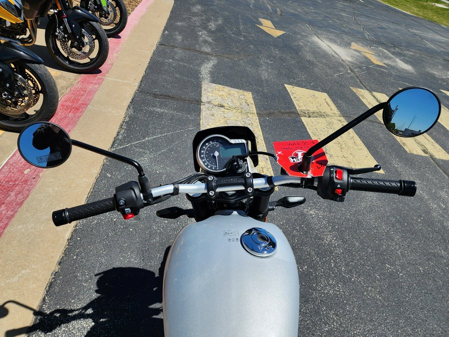 2027 Triumph Tracker 400