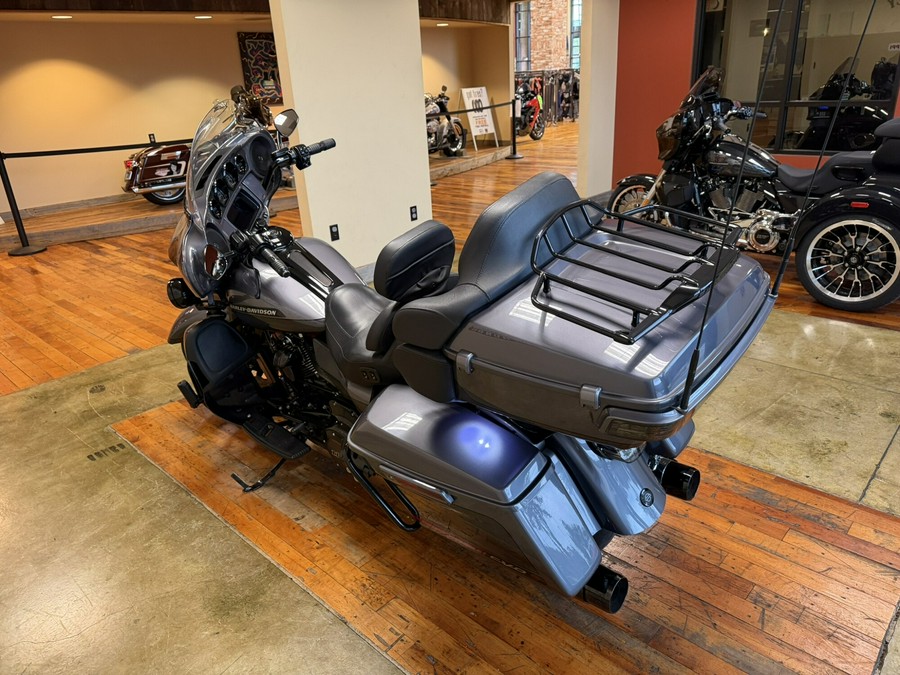 Used 2020 Harley-Davidson CVO Limited Grand American Touring Motorcycle For Sale Near Memphis, TN