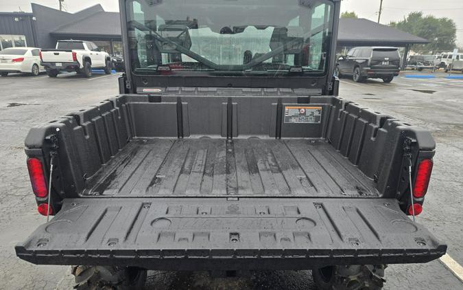 2027 Can-Am Defender MAX DPS CAB HD10