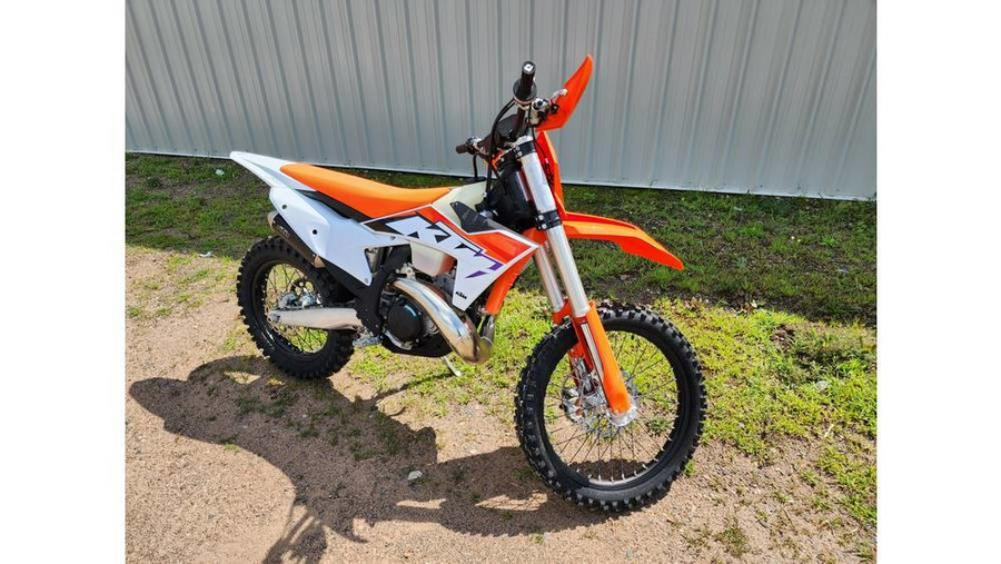 2023 KTM XC 300