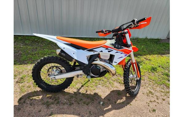 2023 KTM XC 300