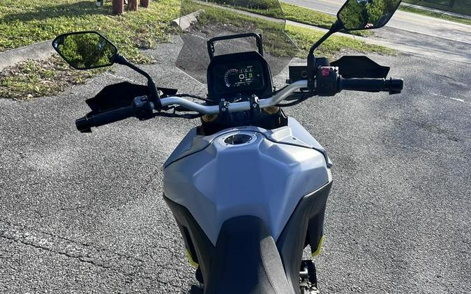 2023 Suzuki V-Strom 800DE