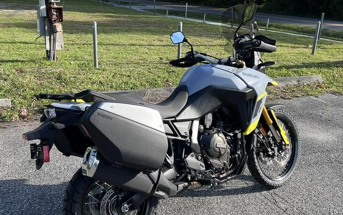 2023 Suzuki V-Strom 800DE